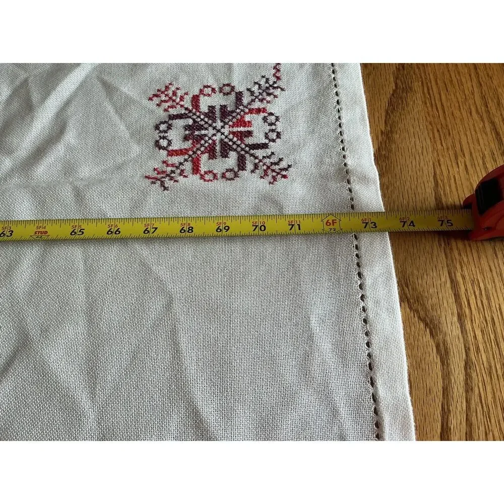 Vintage 1960‎ Ebroidered Rectangle Table Cloth 73.5” X 57”